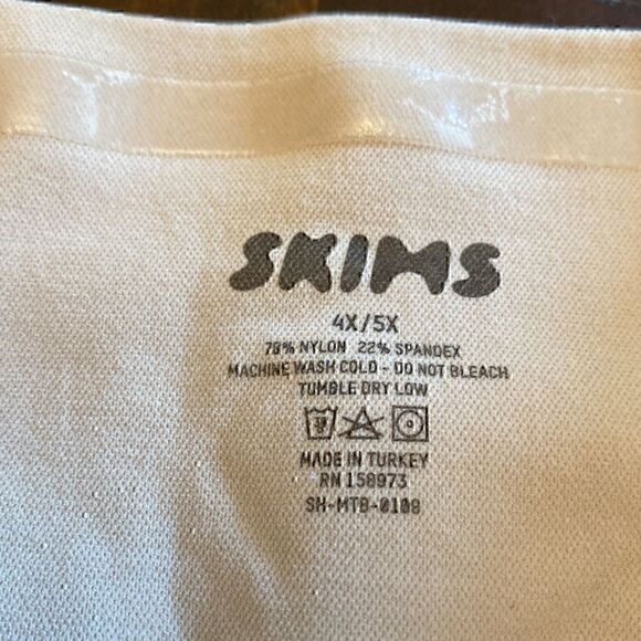 NWOT Skims Sculpting Mid Waist Briefs 4X/5X in Clay - Picture 8 of 9